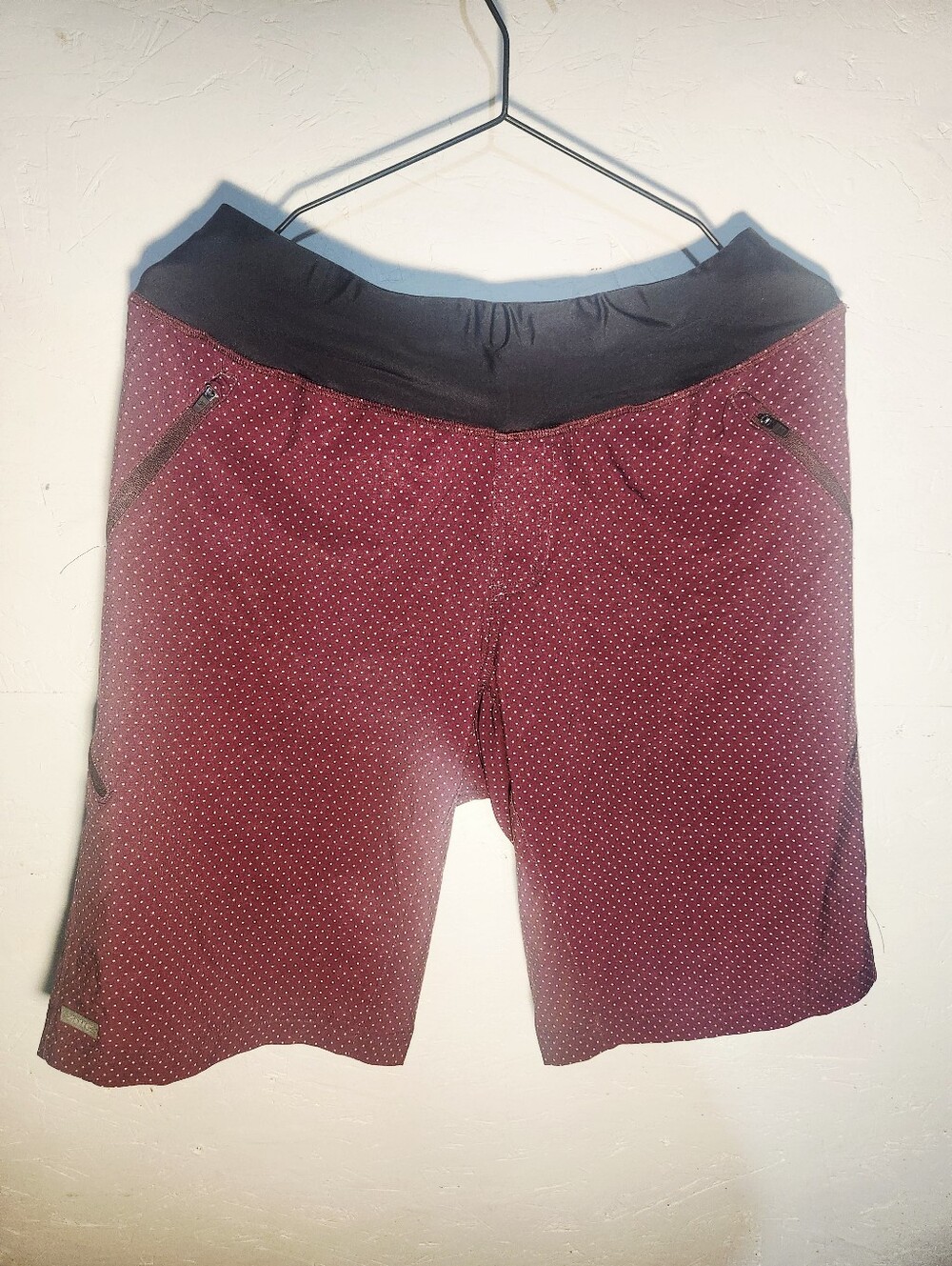 ZOIC Bliss 11" Inseam Mountain Bike Shorts - Burgundy Polka Dot - Size 1X